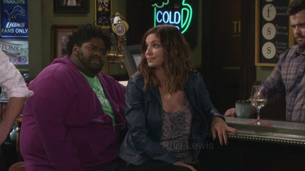 Undateable - Undateable - Ein Japanischer Geschäftsmann Kommt In Eine Bar