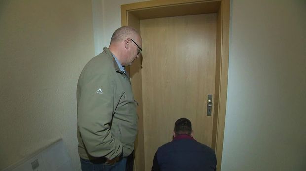 Achtung Kontrolle - Mittwoch: Schuldnerin Mit überraschung